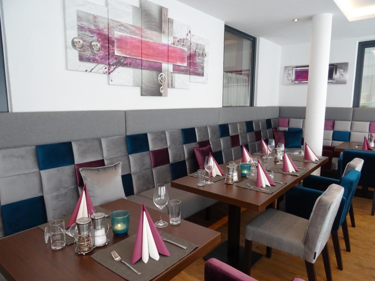 Hotel Restaurant Rosengarten เซลล์ อัม ซิลลา ภายนอก รูปภาพ